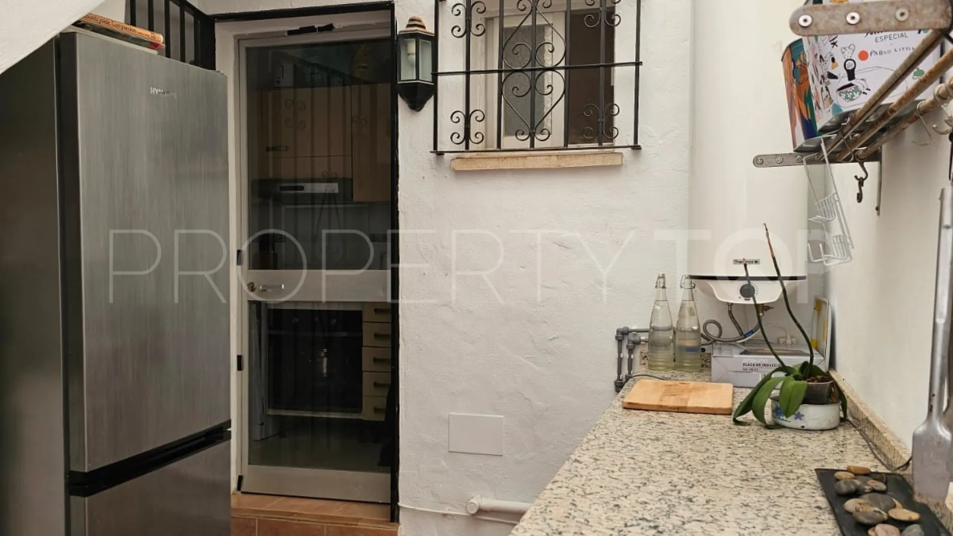 Semi detached house for sale in Princesa Kristina