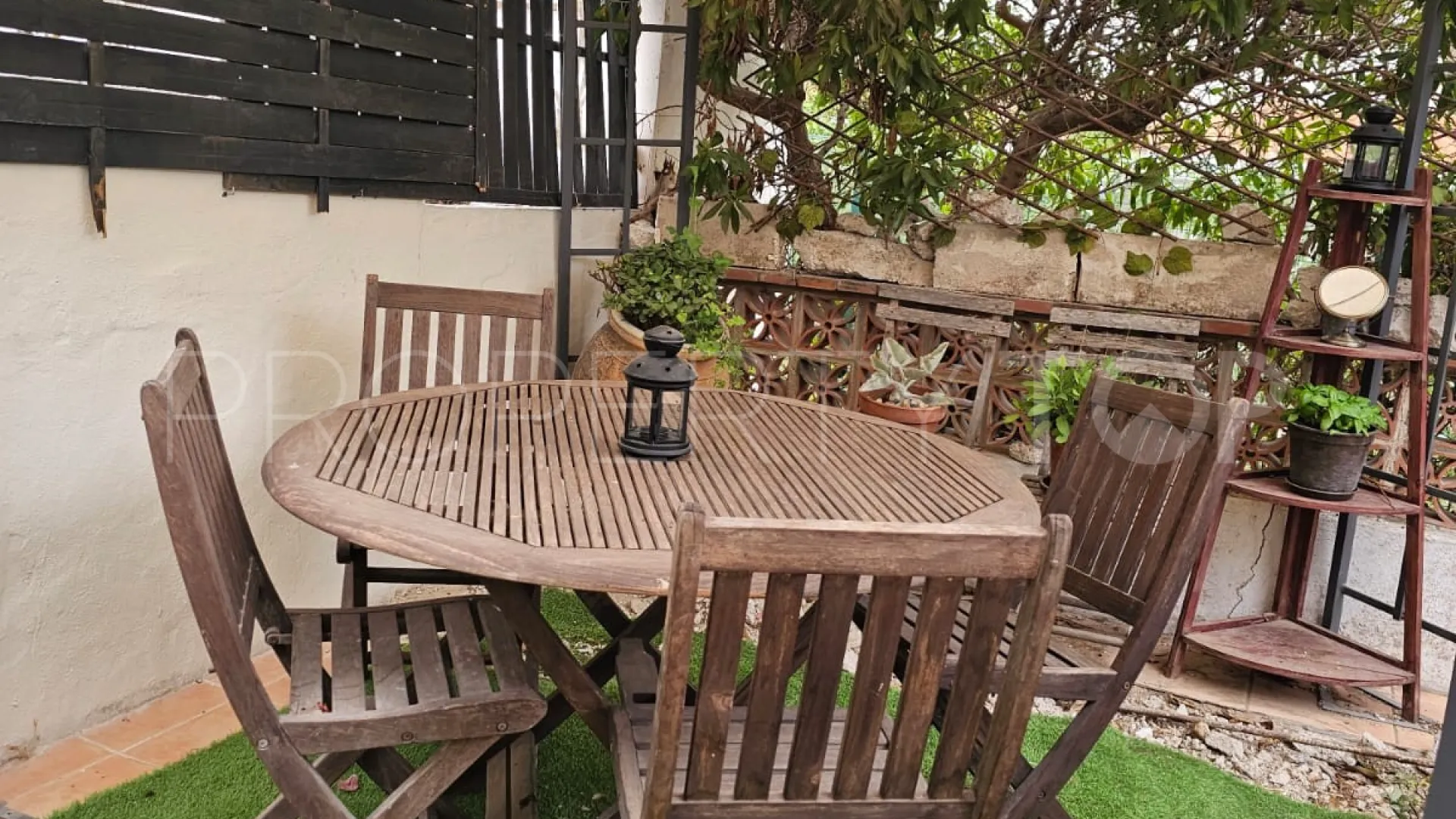 Semi detached house for sale in Princesa Kristina