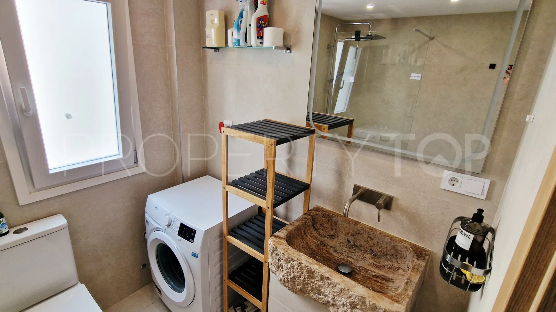 Comprar apartamento con 1 dormitorio en Puerto La Duquesa
