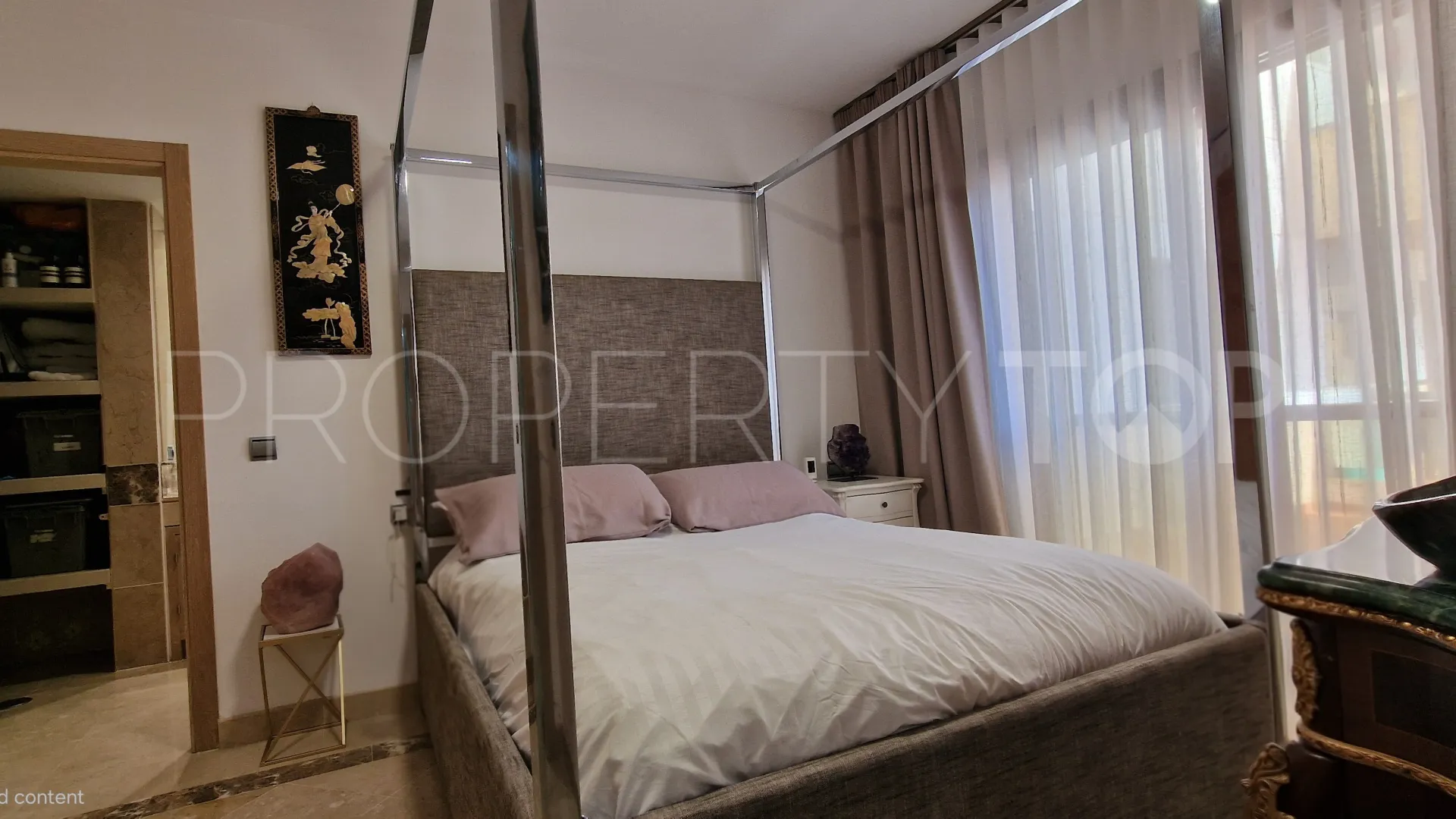 For sale ground floor apartment in Marina del Castillo with 2 bedrooms