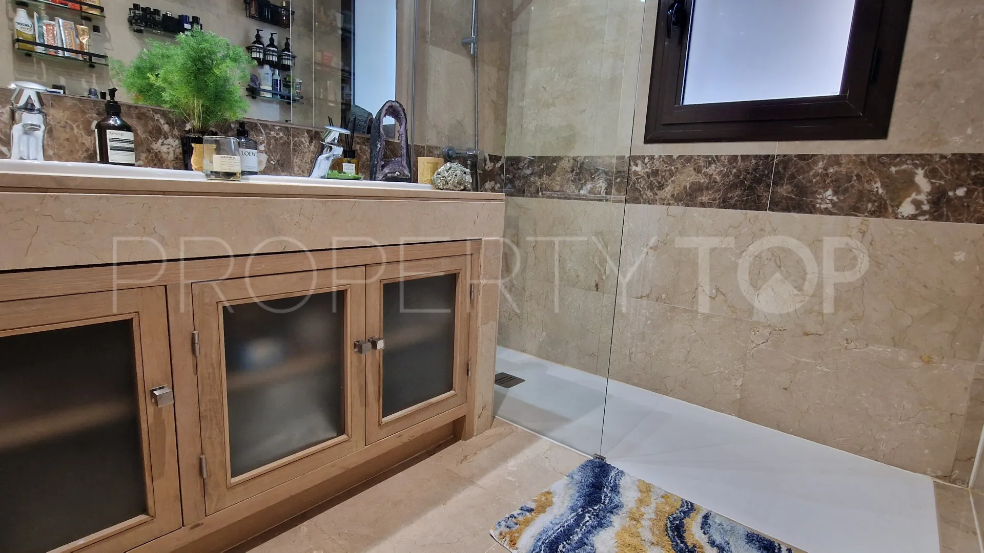 For sale ground floor apartment in Marina del Castillo with 2 bedrooms