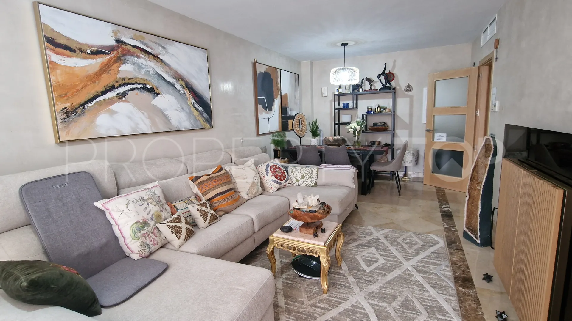 For sale ground floor apartment in Marina del Castillo with 2 bedrooms