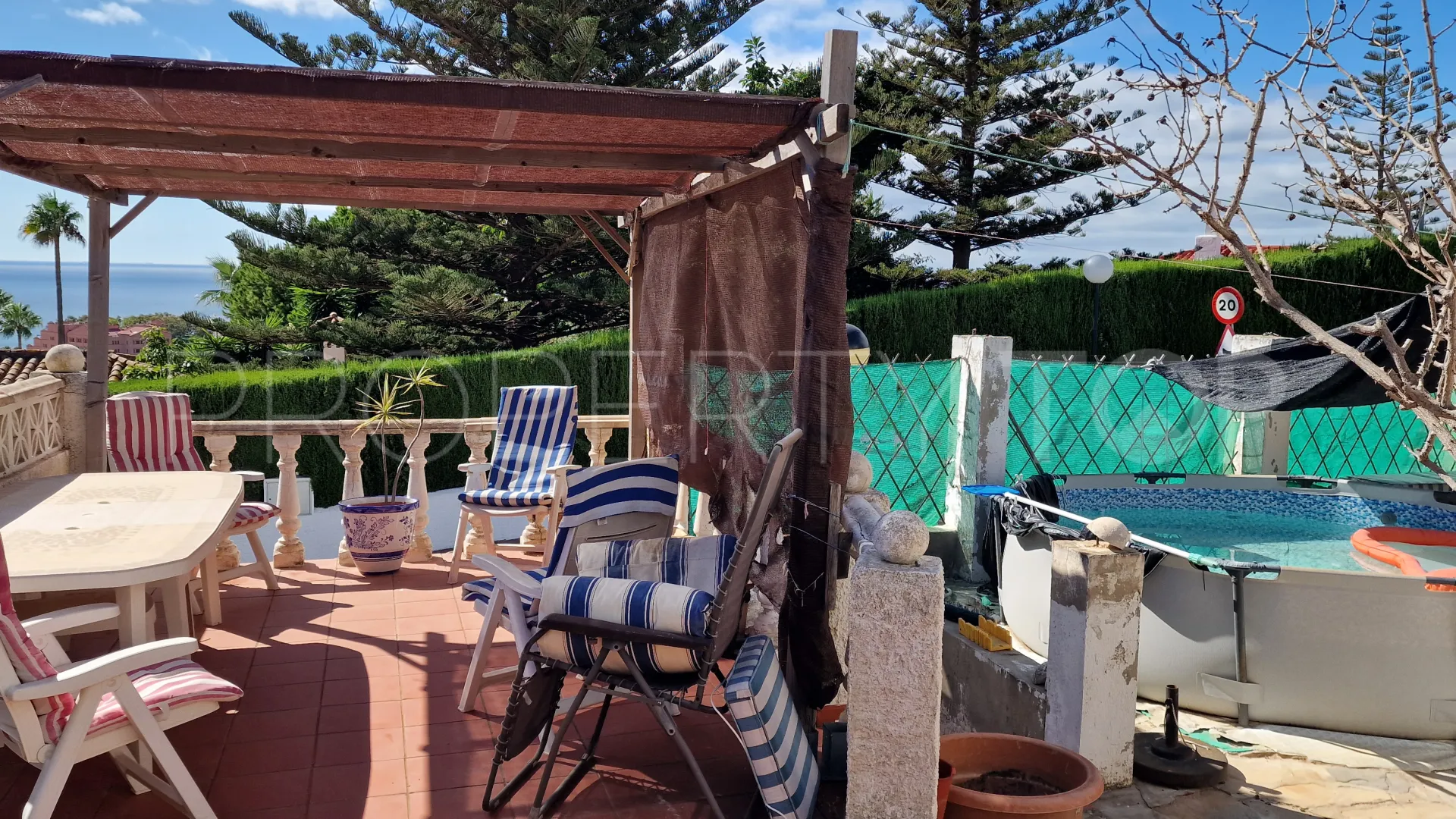 Villa pareada en venta en La Duquesa de 2 dormitorios