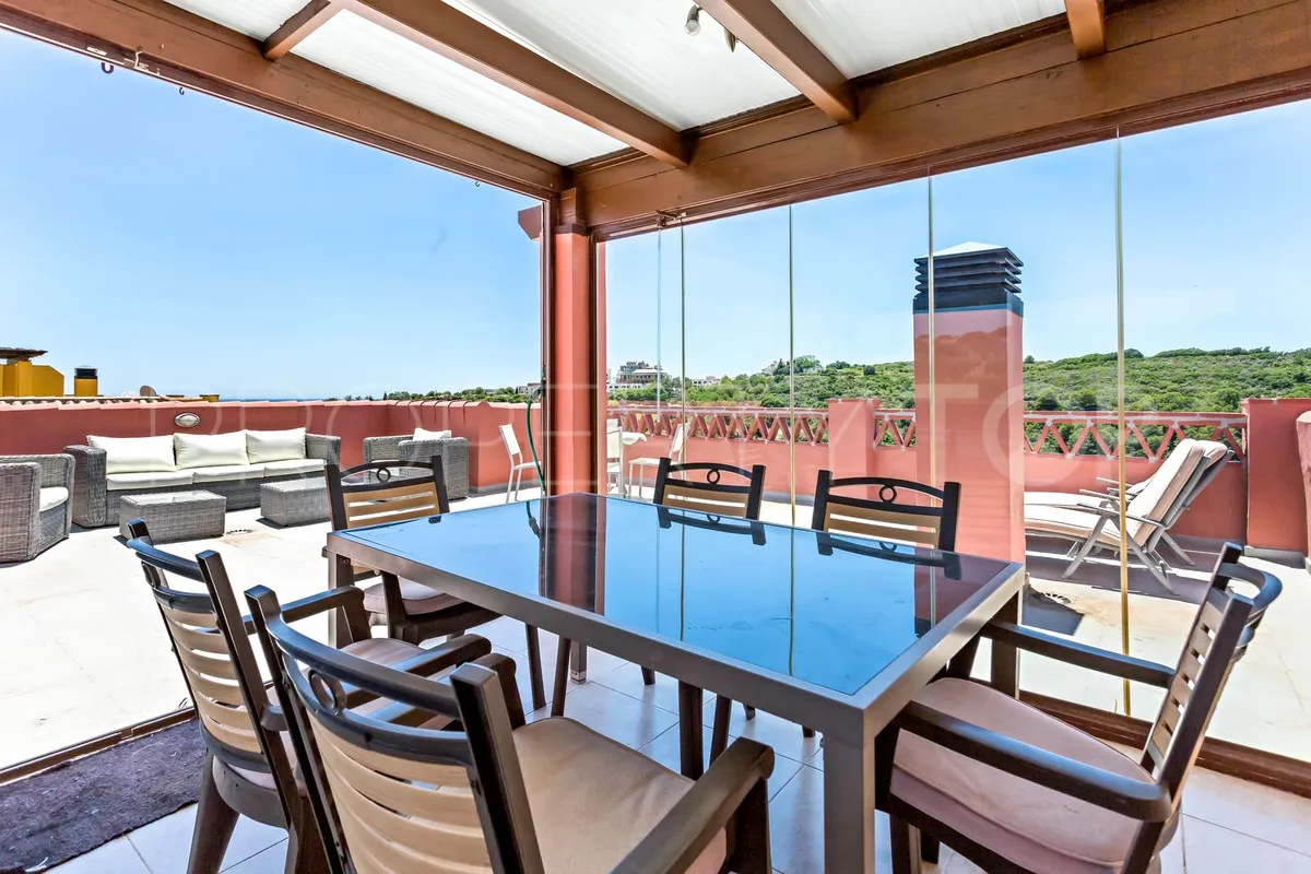 Comprar atico duplex con 3 dormitorios en Casares Playa
