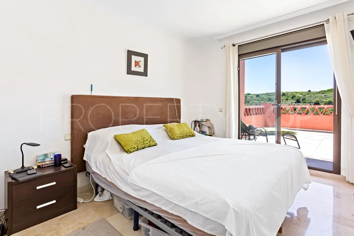 Comprar atico duplex con 3 dormitorios en Casares Playa