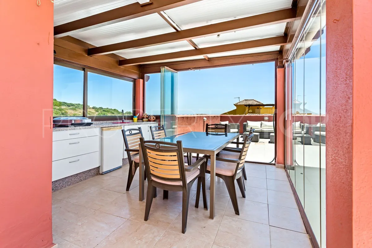 Comprar atico duplex con 3 dormitorios en Casares Playa