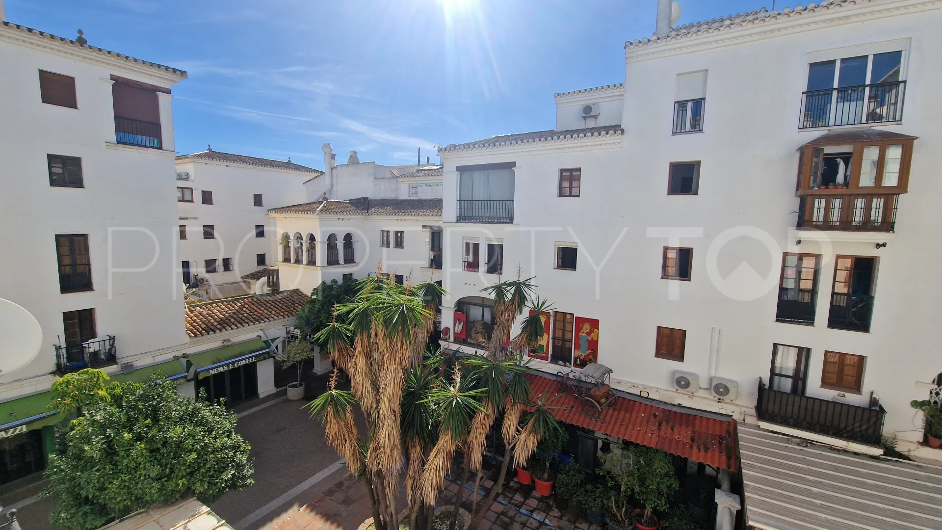 Buy Puerto La Duquesa studio
