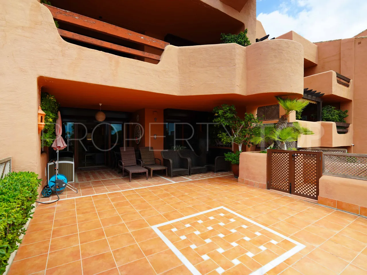 Apartamento en venta en New Golden Mile de 2 dormitorios