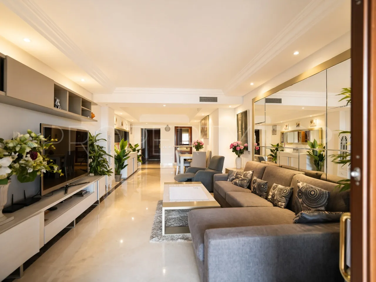 Apartamento en venta en New Golden Mile de 2 dormitorios