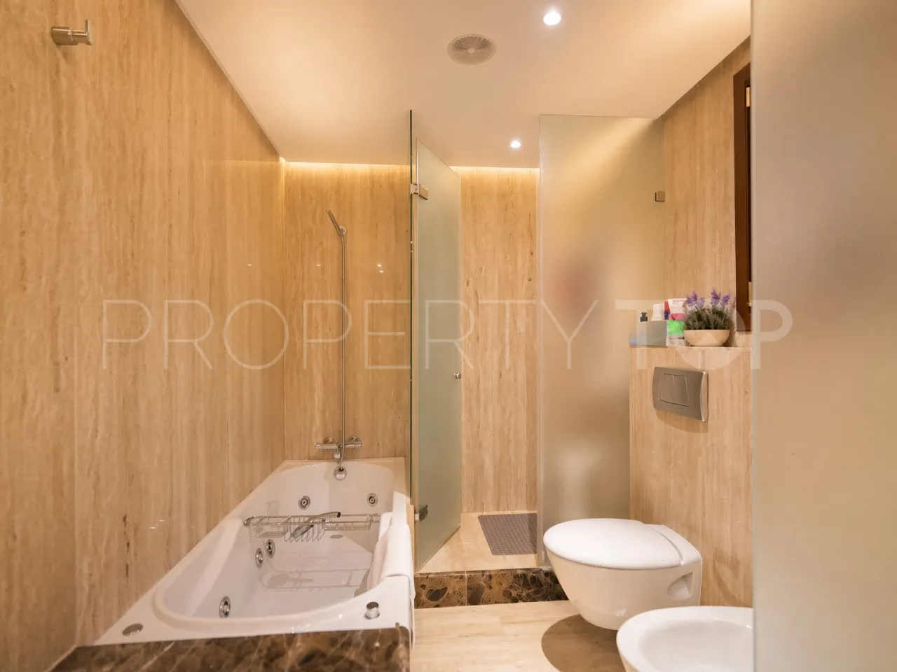 Apartamento en venta en New Golden Mile de 2 dormitorios