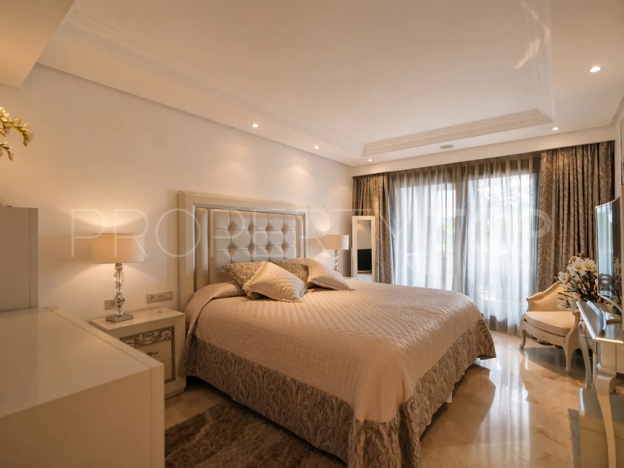 Apartamento en venta en New Golden Mile de 2 dormitorios