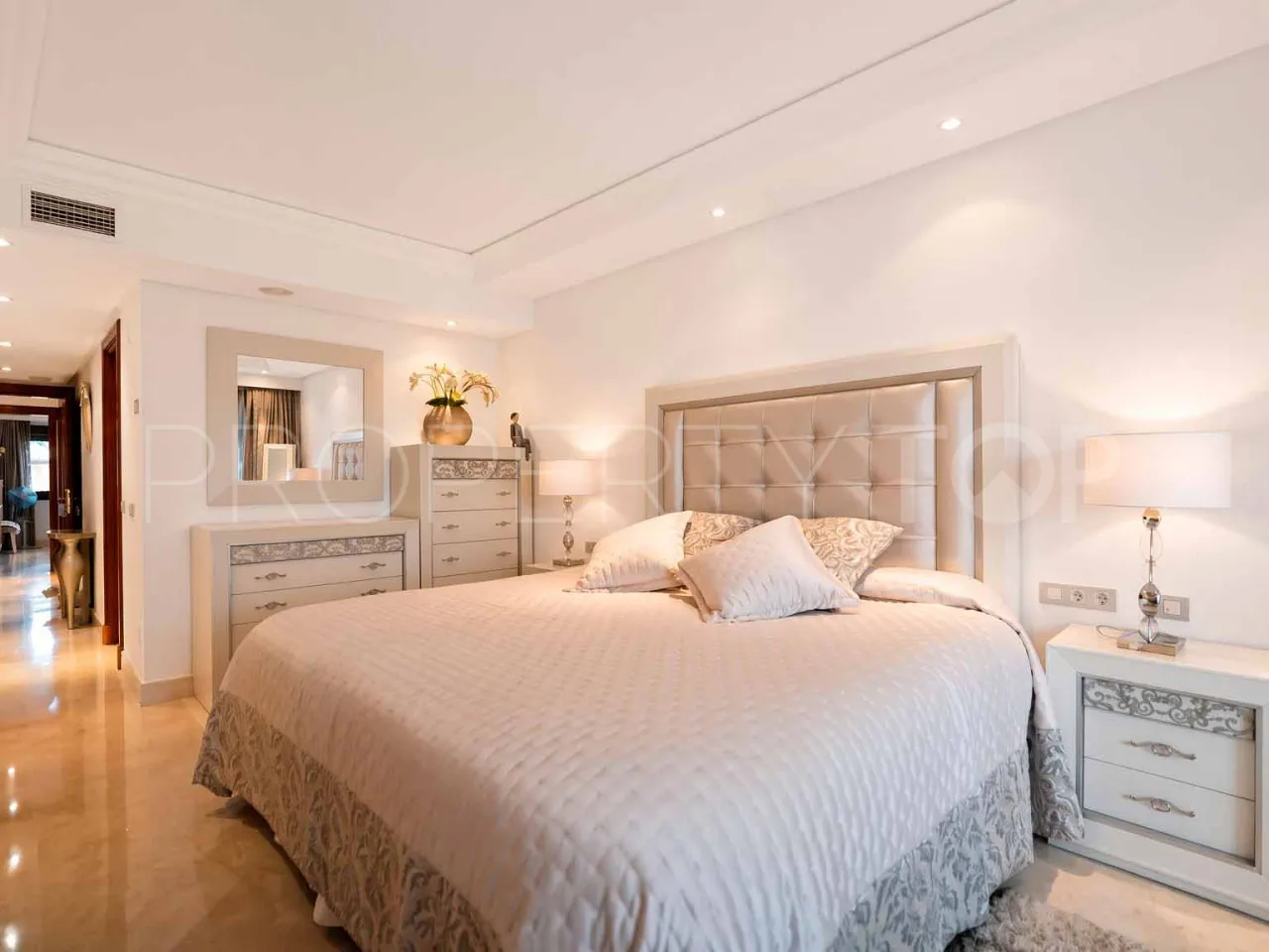 Apartamento en venta en New Golden Mile de 2 dormitorios