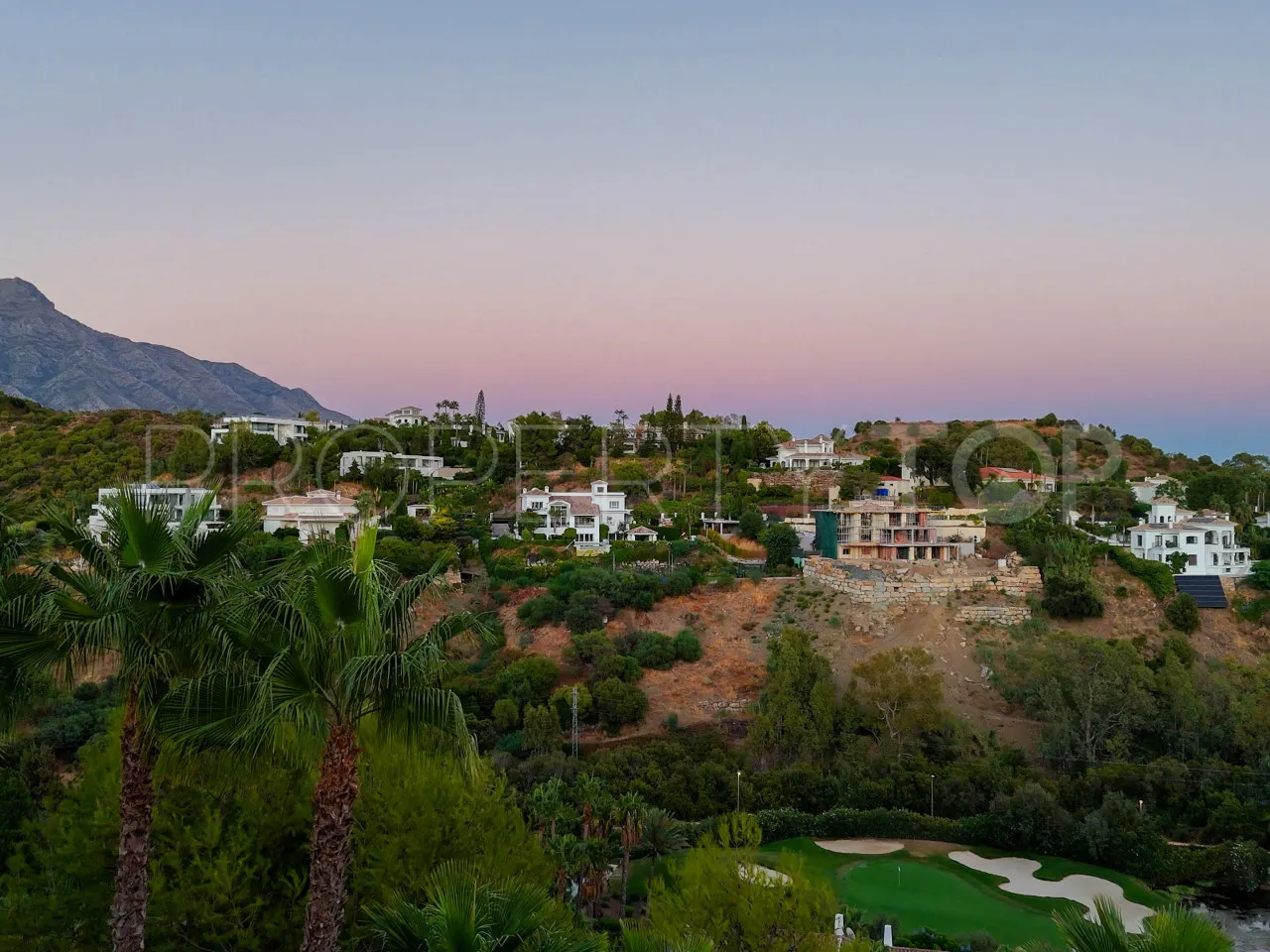 Apartamento en venta en La Quinta de 2 dormitorios