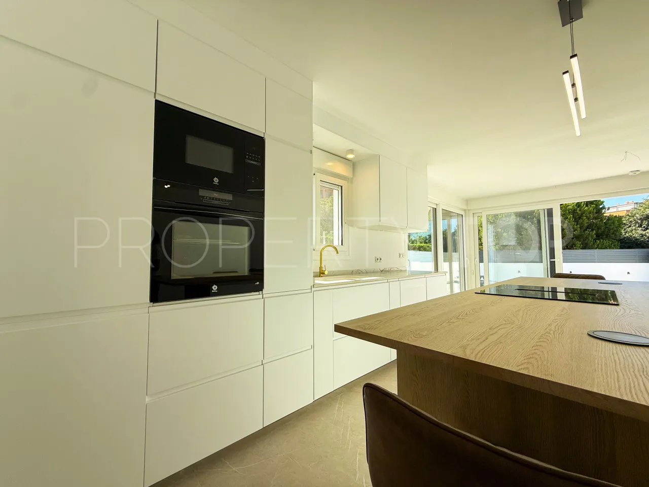 Marbella Centro, adosado en venta con 4 dormitorios