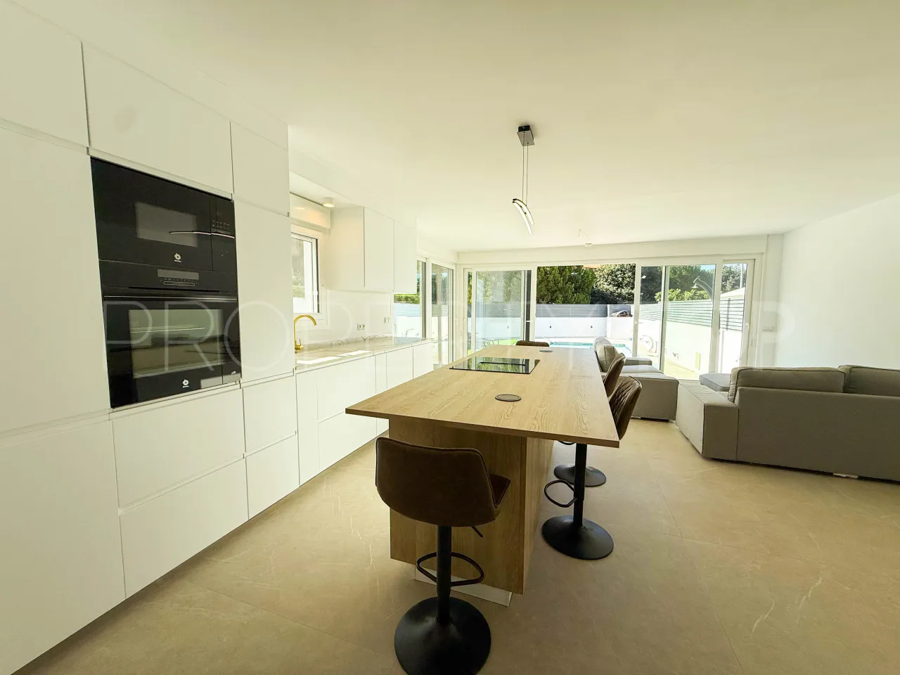 Marbella Centro, adosado en venta con 4 dormitorios
