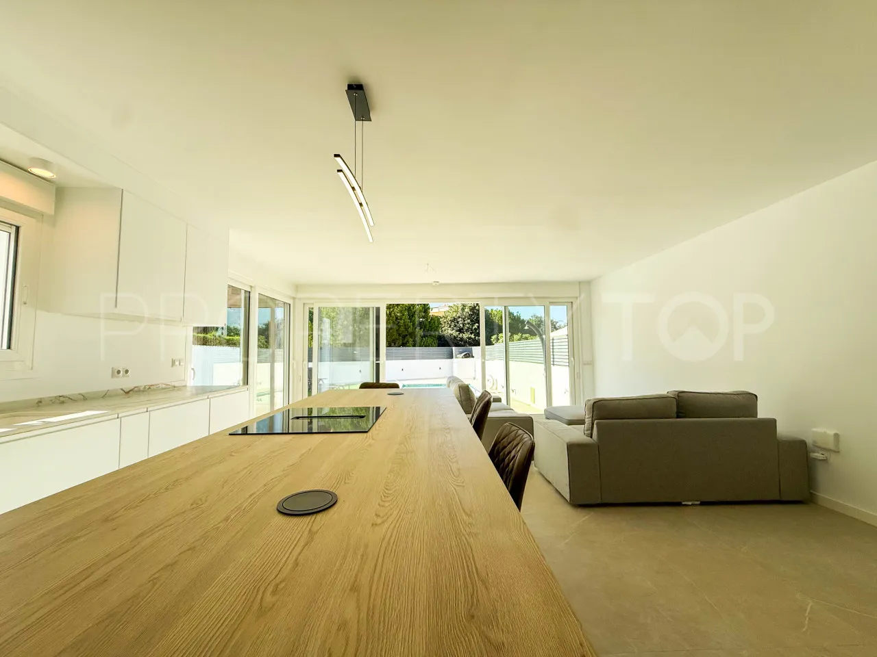 Marbella Centro, adosado en venta con 4 dormitorios