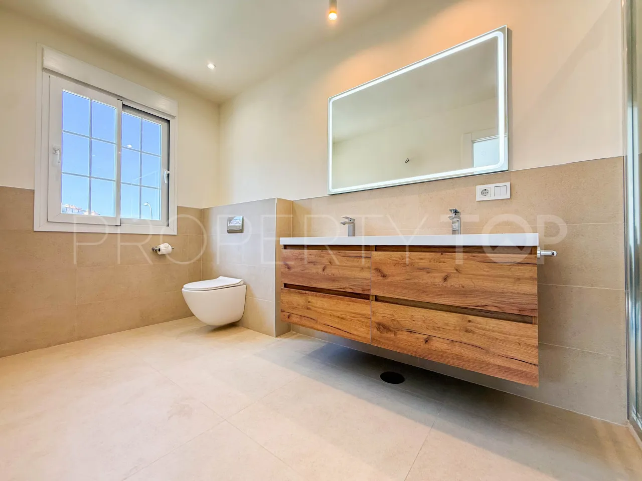 Marbella Centro, adosado en venta con 4 dormitorios