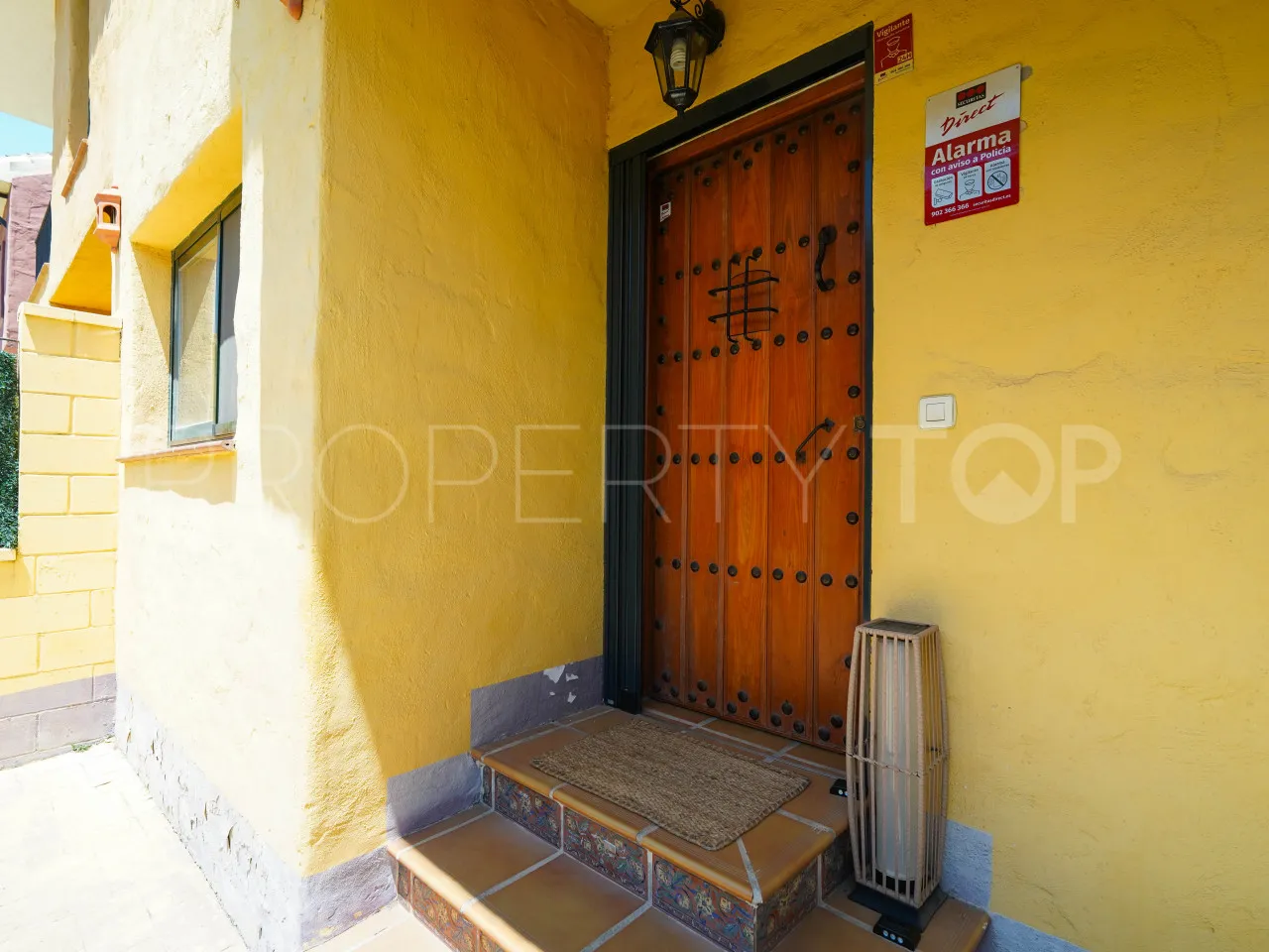 Adosado en venta con 3 dormitorios en New Golden Mile