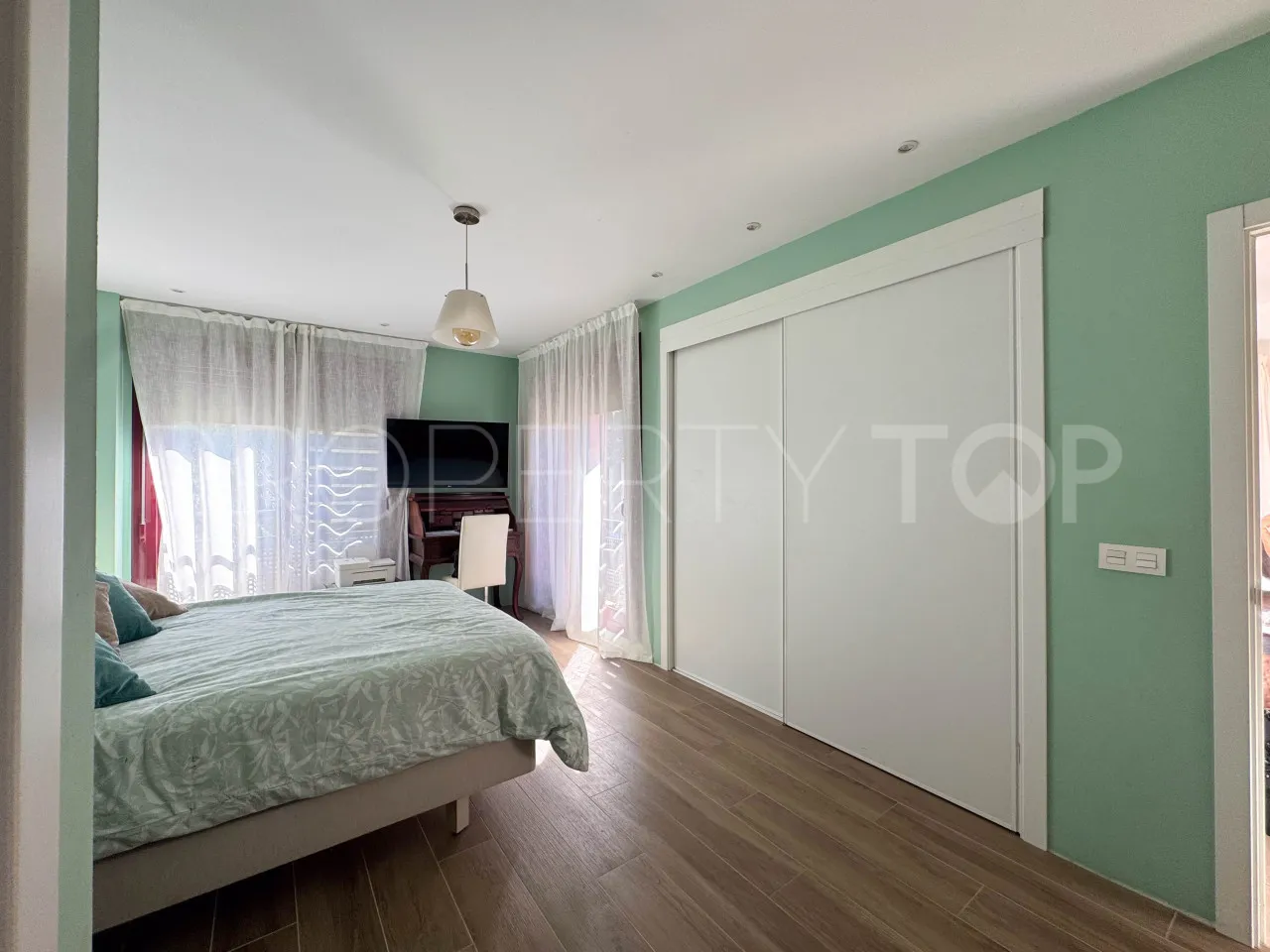 Villa a la venta en Los Flamingos de 5 dormitorios