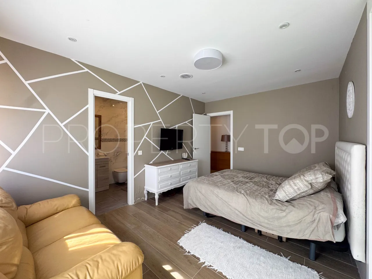 Villa a la venta en Los Flamingos de 5 dormitorios