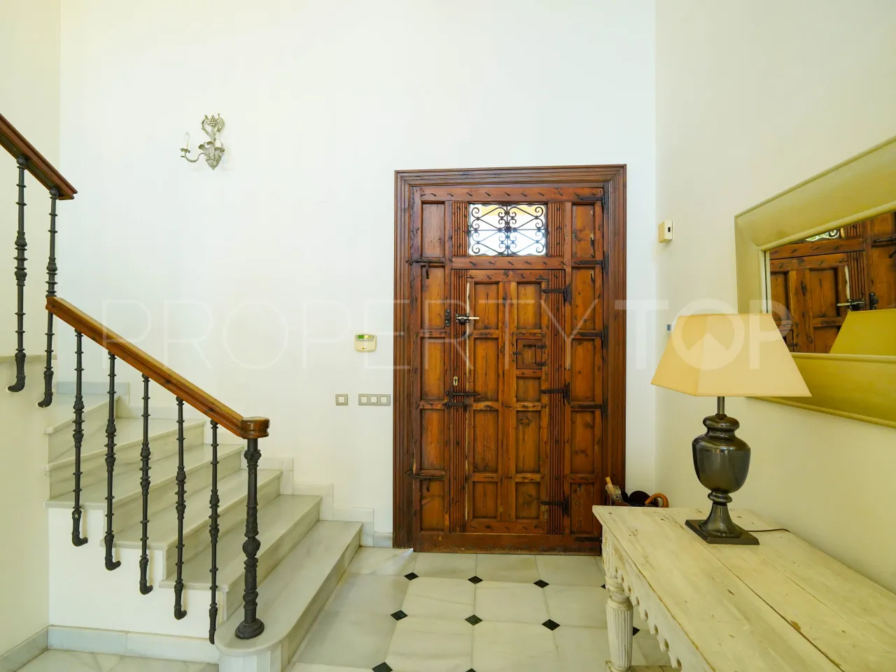 Villa in Guadalmina Baja for sale