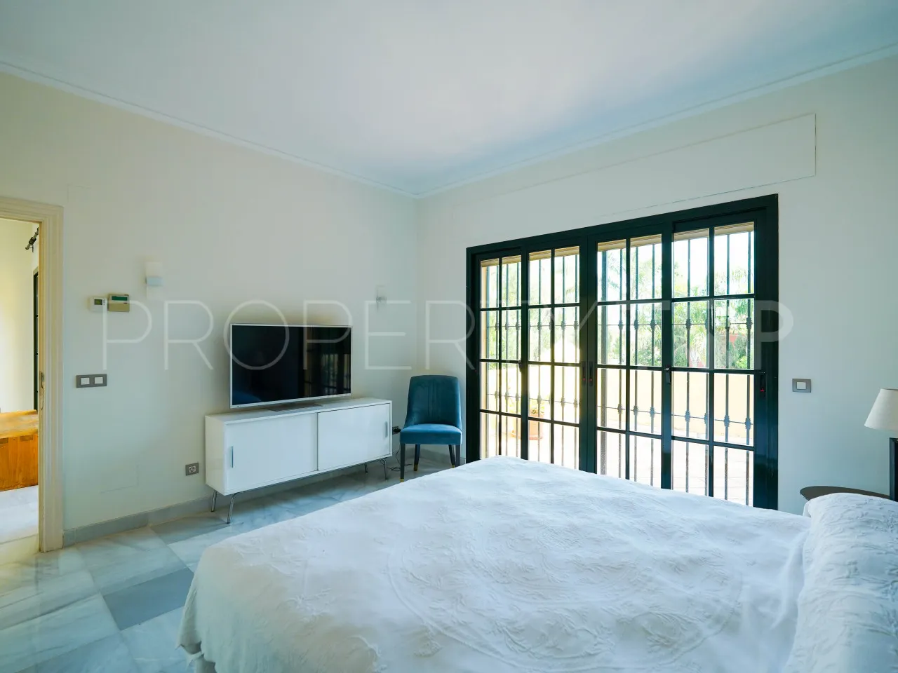 Villa in Guadalmina Baja for sale