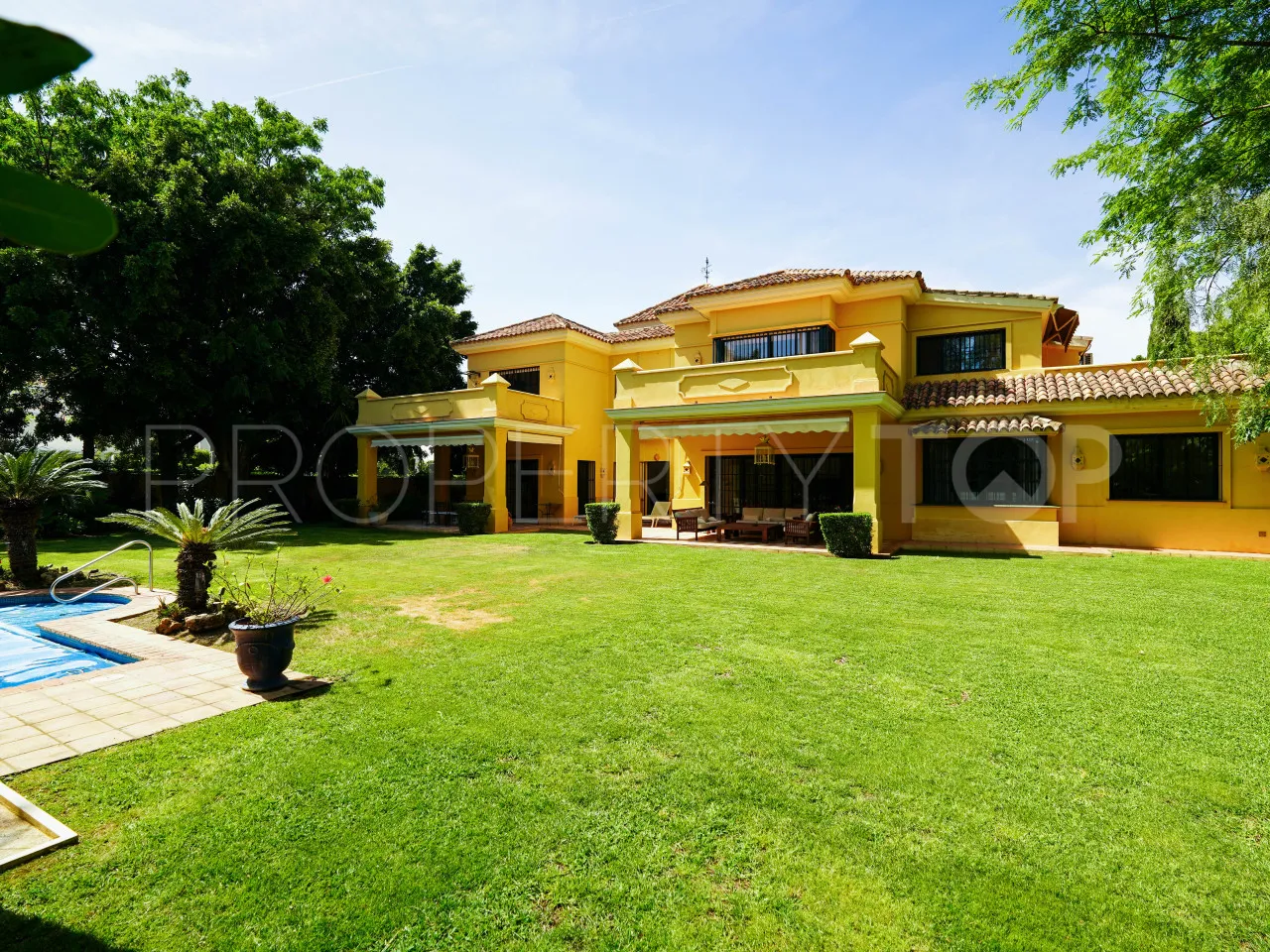 Villa in Guadalmina Baja for sale