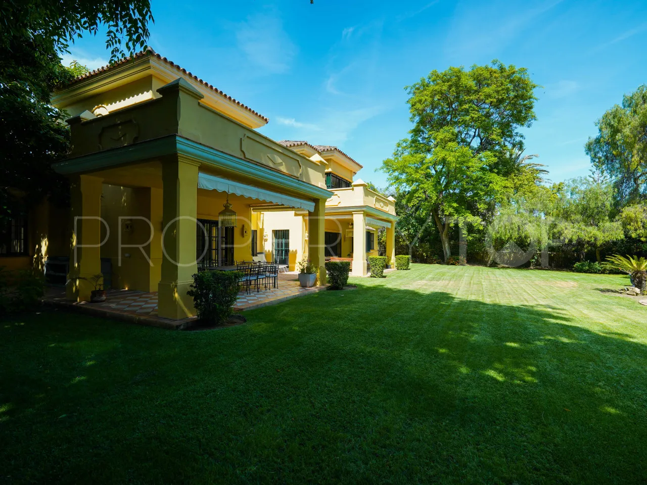 Villa in Guadalmina Baja for sale