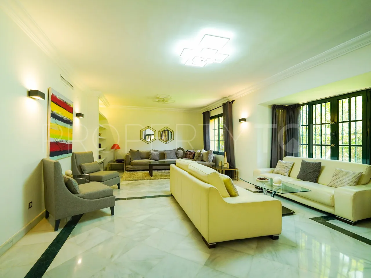 Villa in Guadalmina Baja for sale