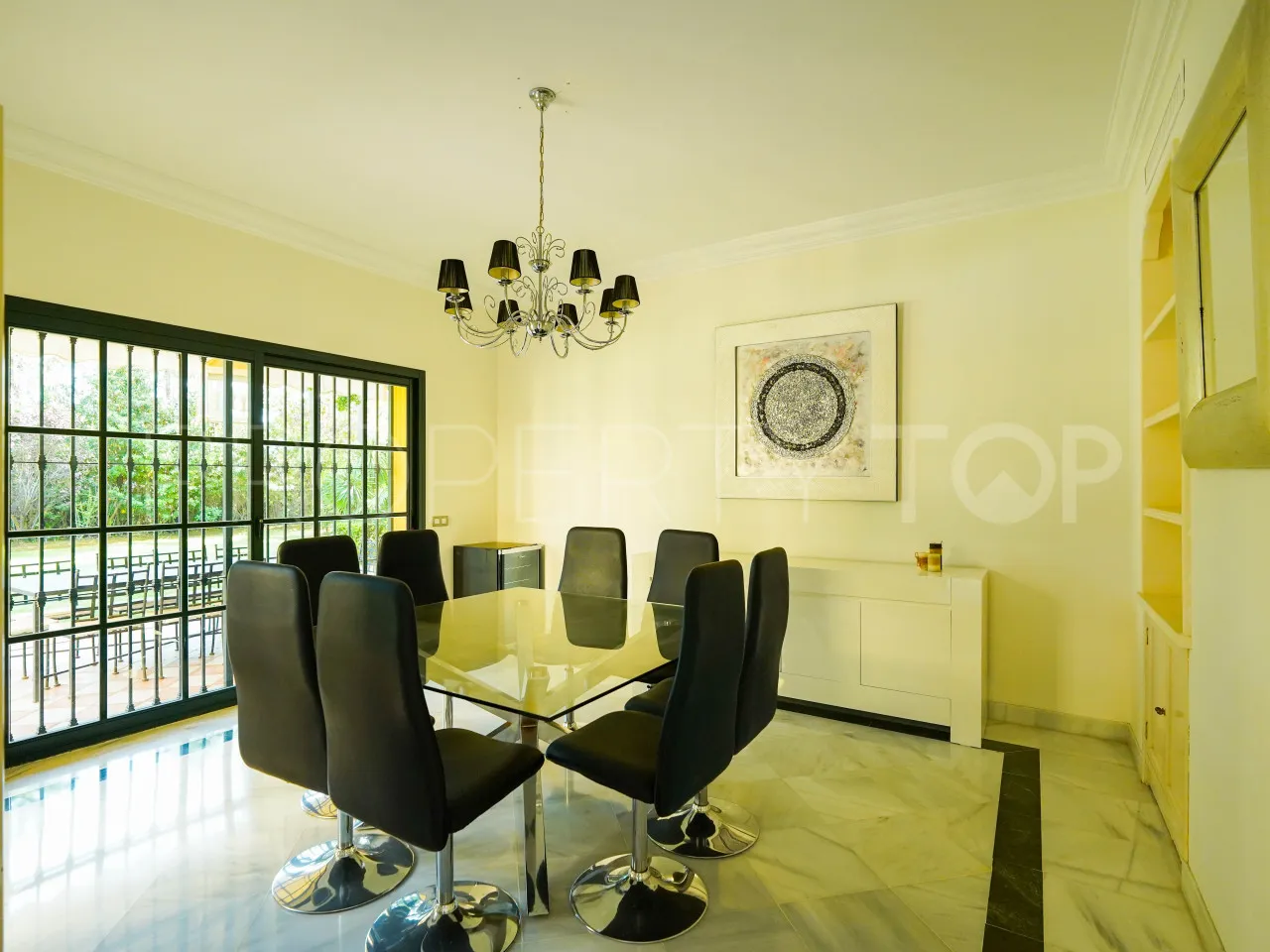 Villa in Guadalmina Baja for sale