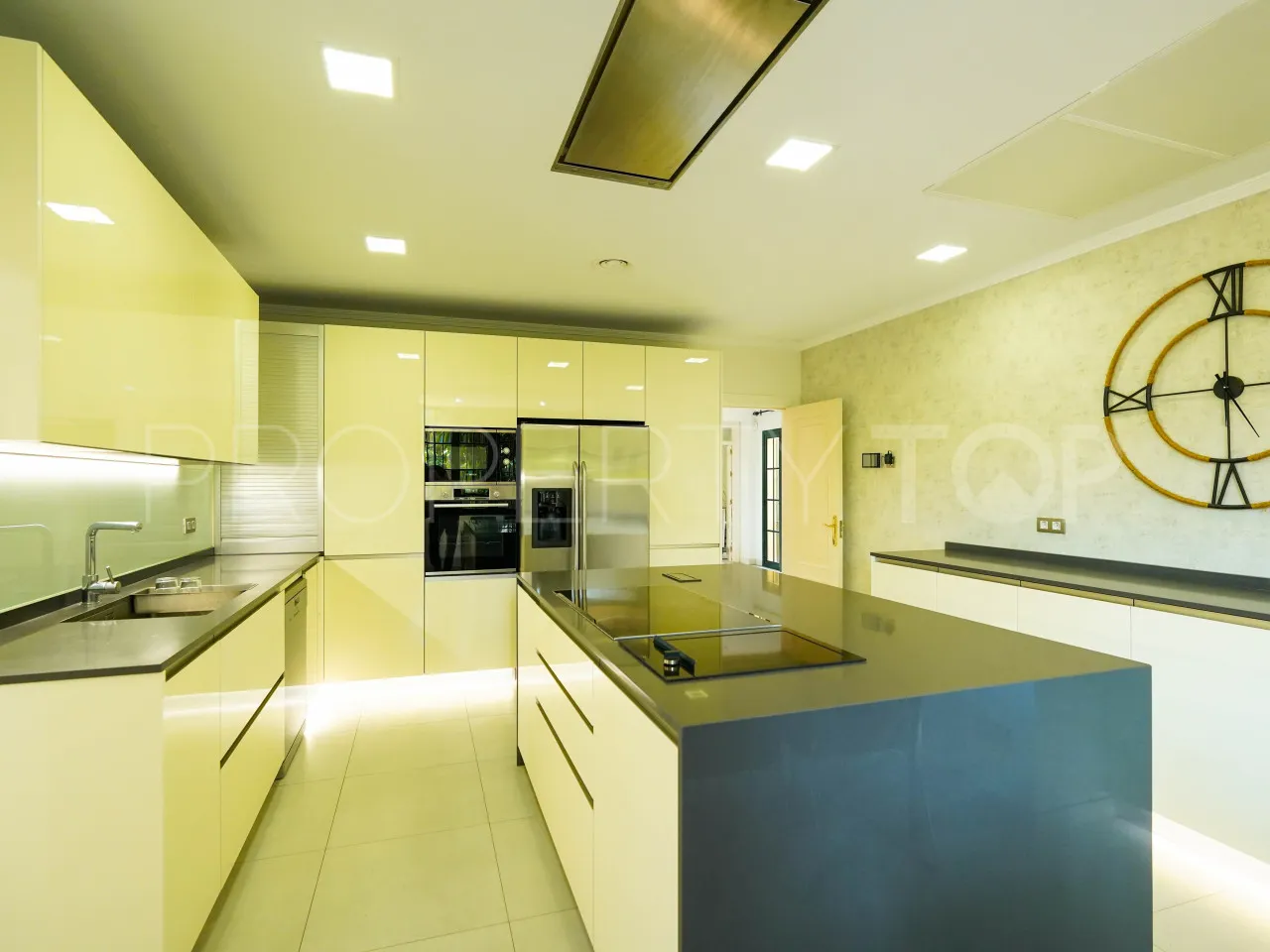 Villa in Guadalmina Baja for sale