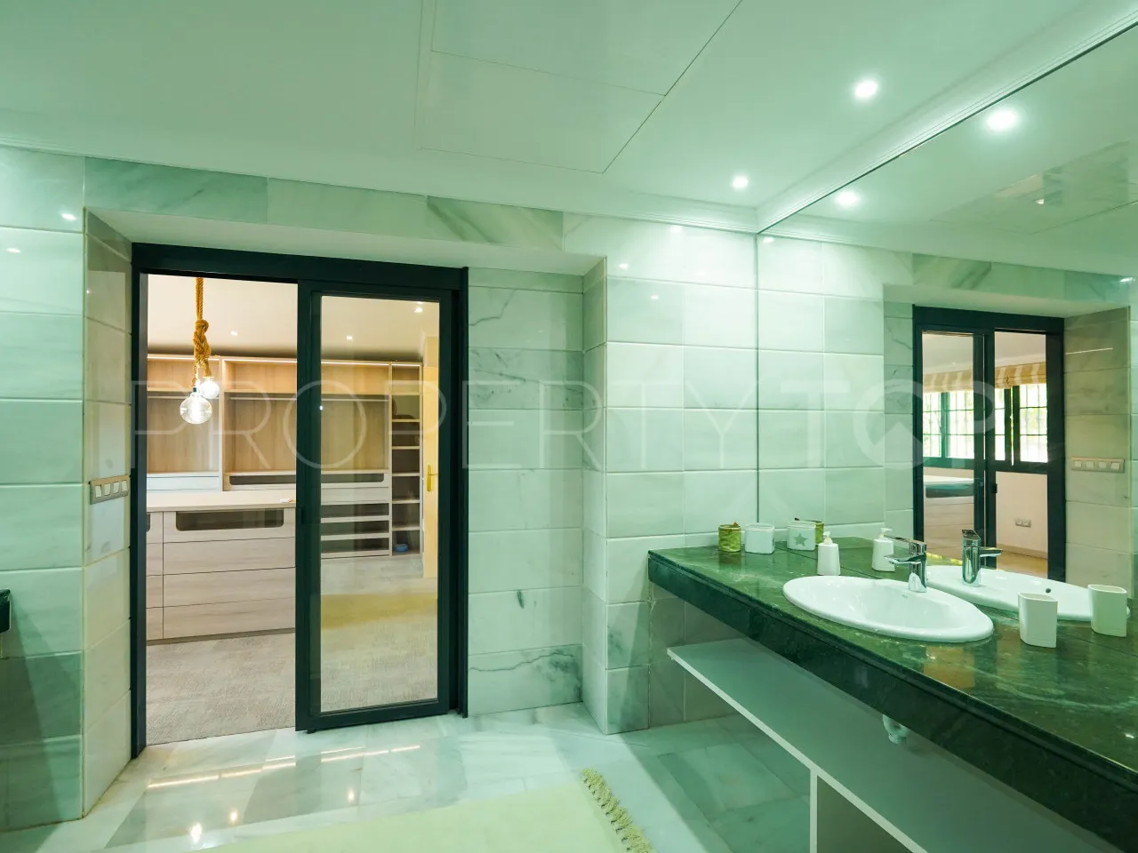 Villa in Guadalmina Baja for sale