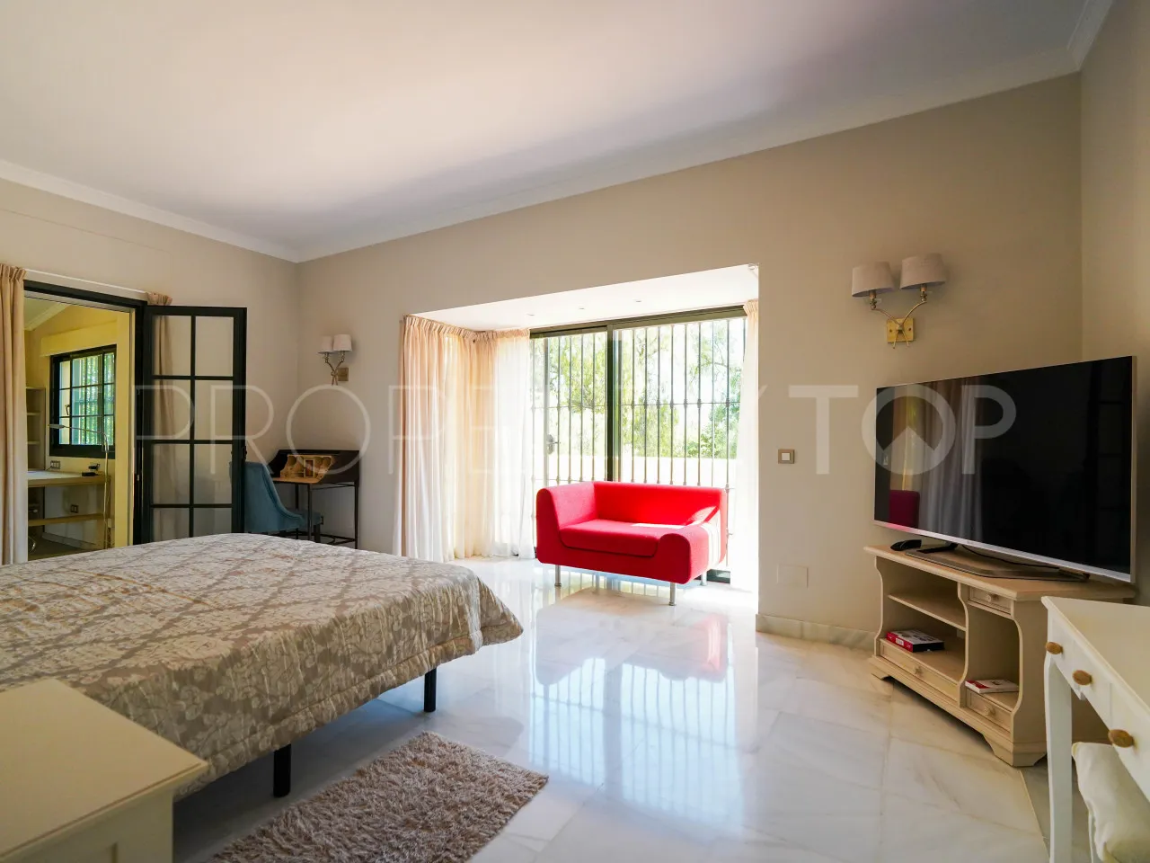 Villa in Guadalmina Baja for sale