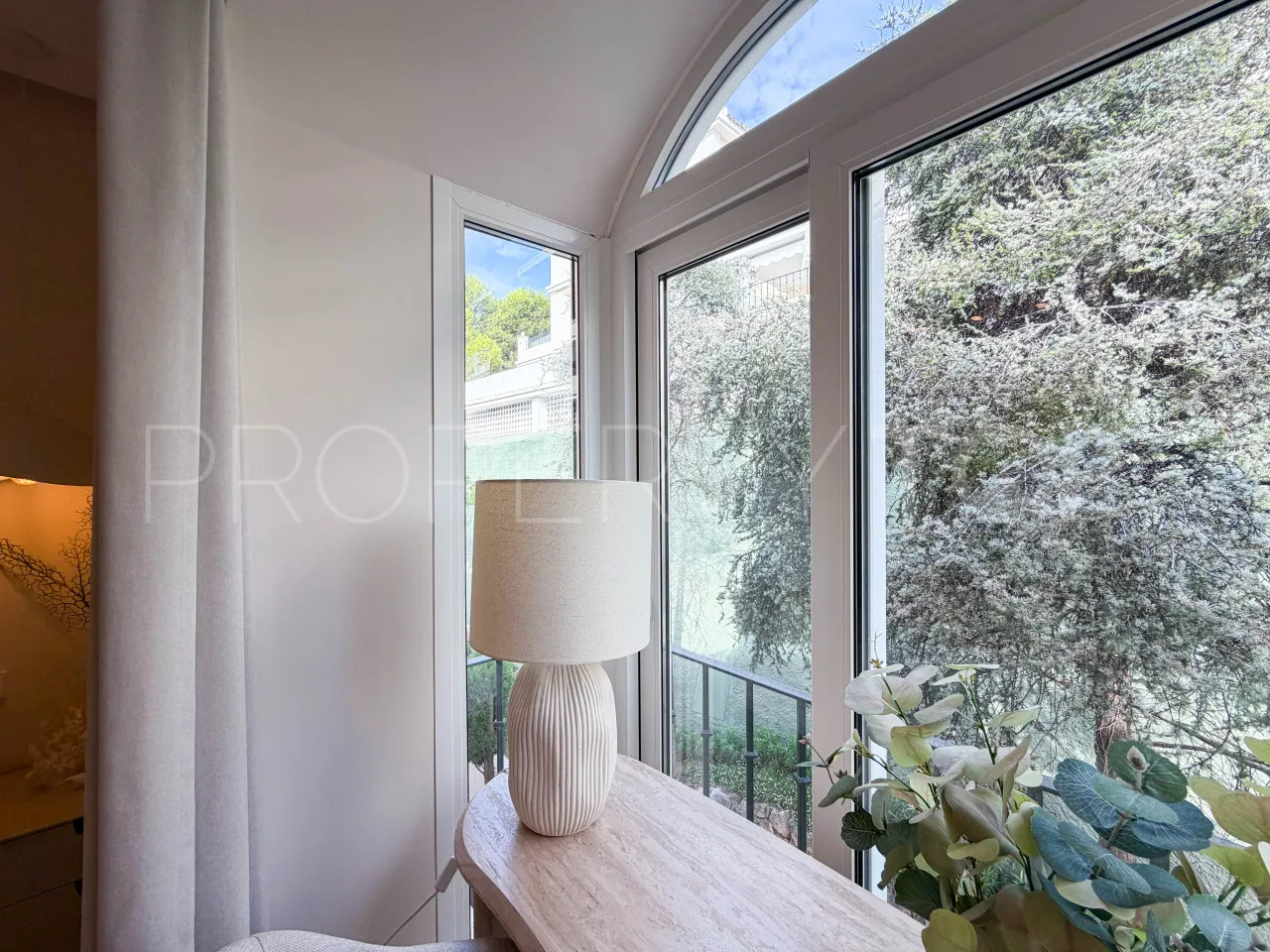 Apartamento de 4 dormitorios en venta en Nueva Andalucia