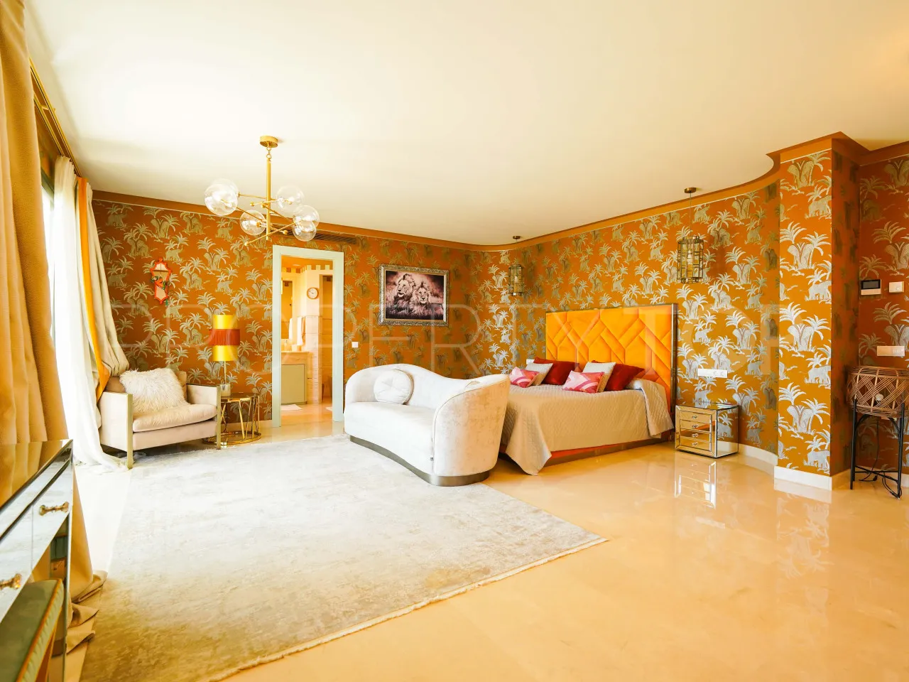 New Golden Mile, villa con 5 dormitorios en venta