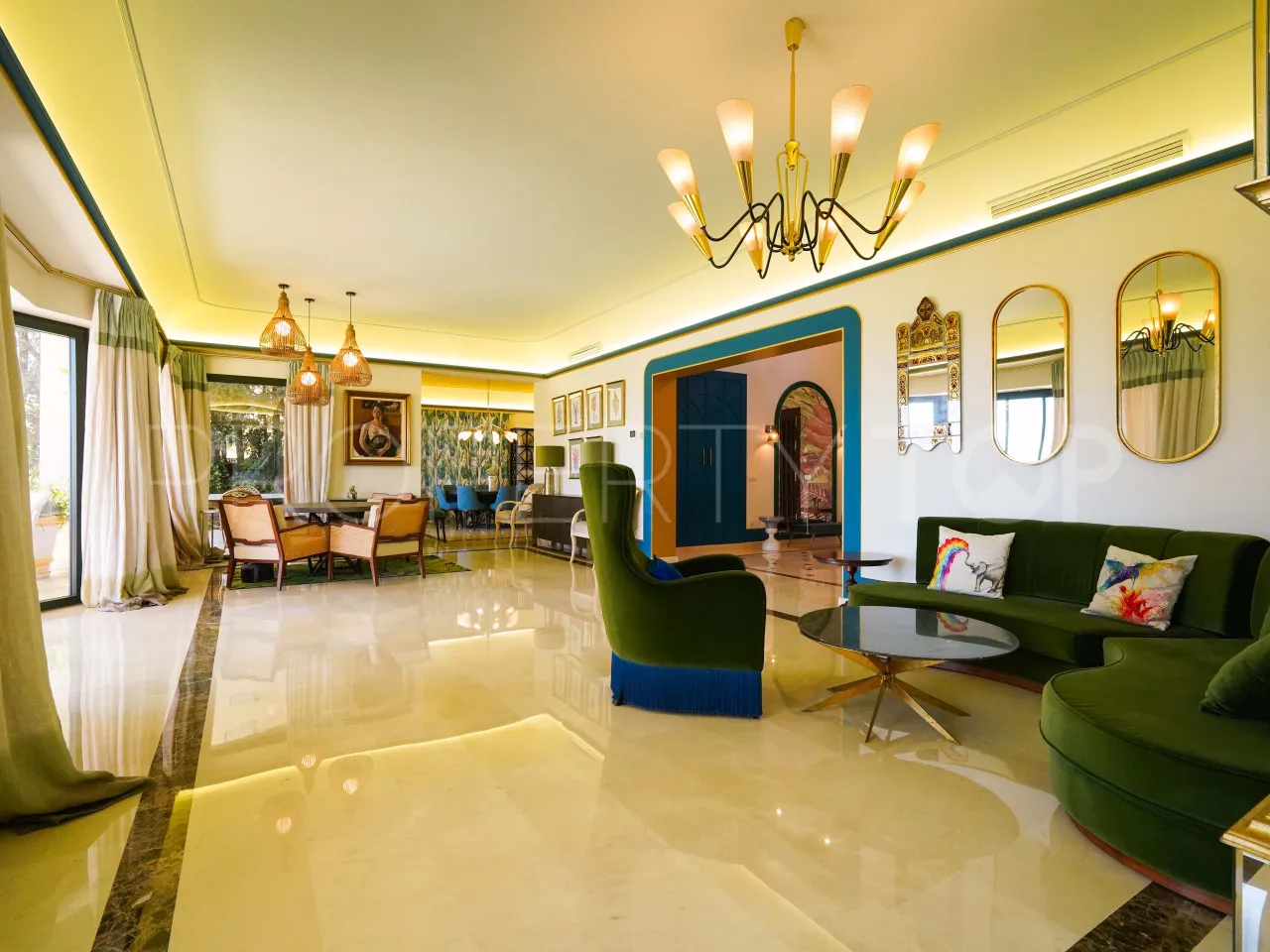 New Golden Mile, villa con 5 dormitorios en venta