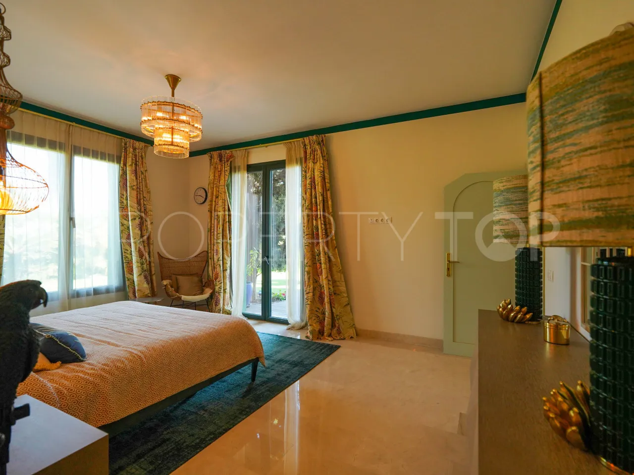 New Golden Mile, villa con 5 dormitorios en venta