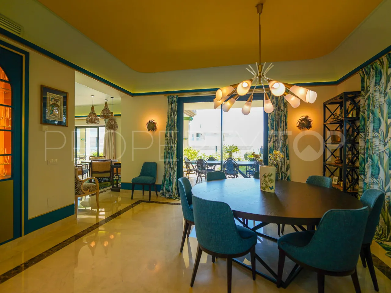 New Golden Mile, villa con 5 dormitorios en venta