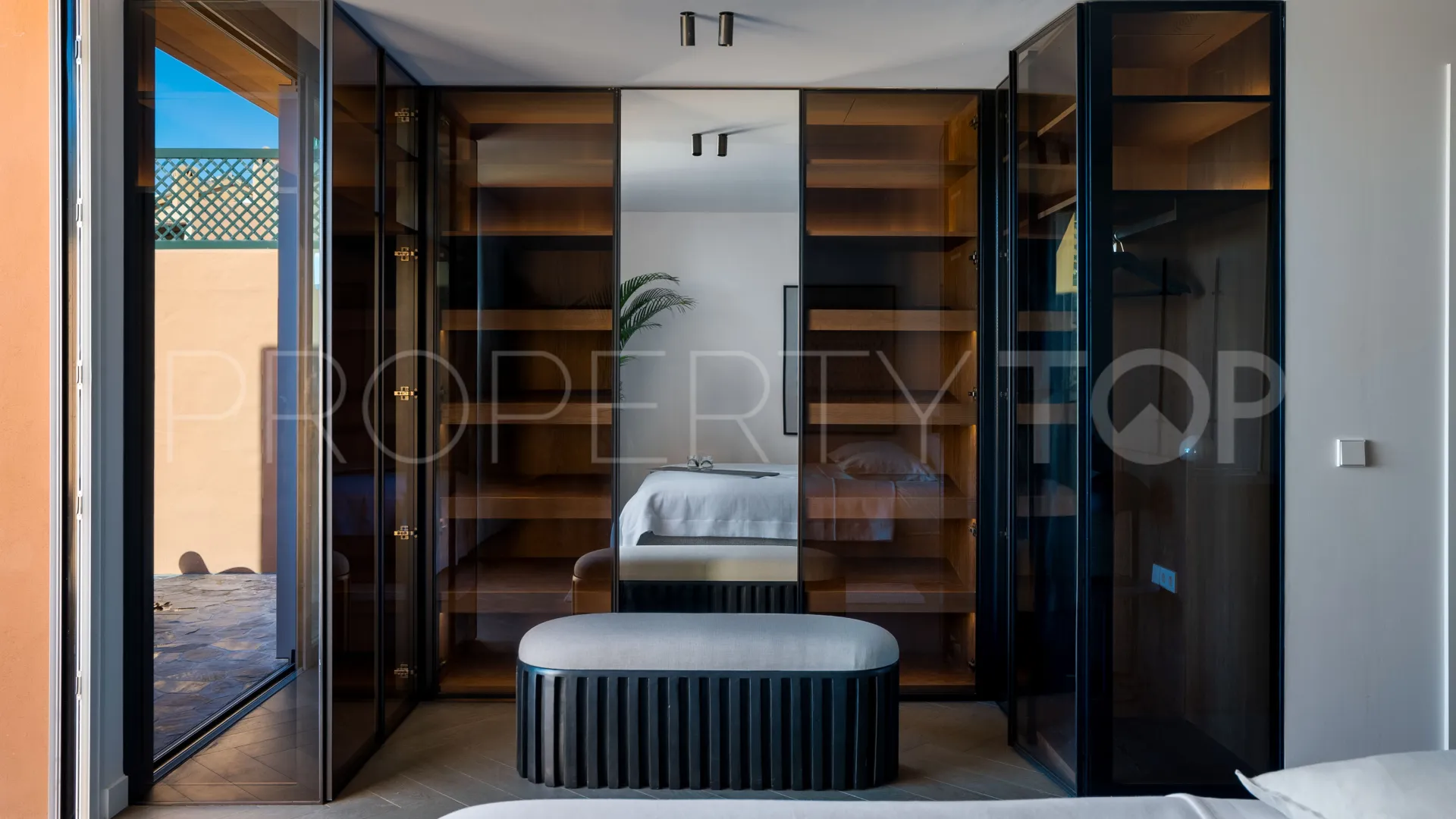 Nueva Andalucia, atico duplex en venta con 4 dormitorios