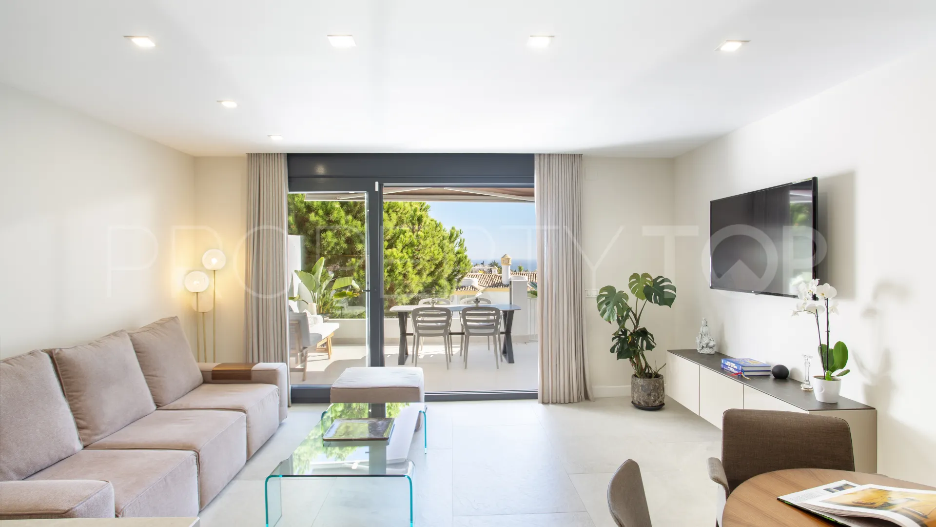 Calahonda town house for sale