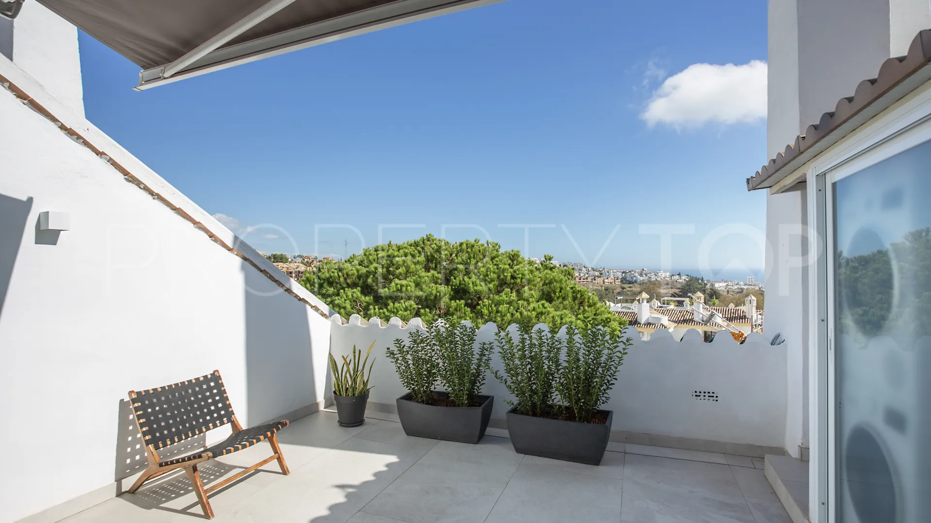 Calahonda town house for sale