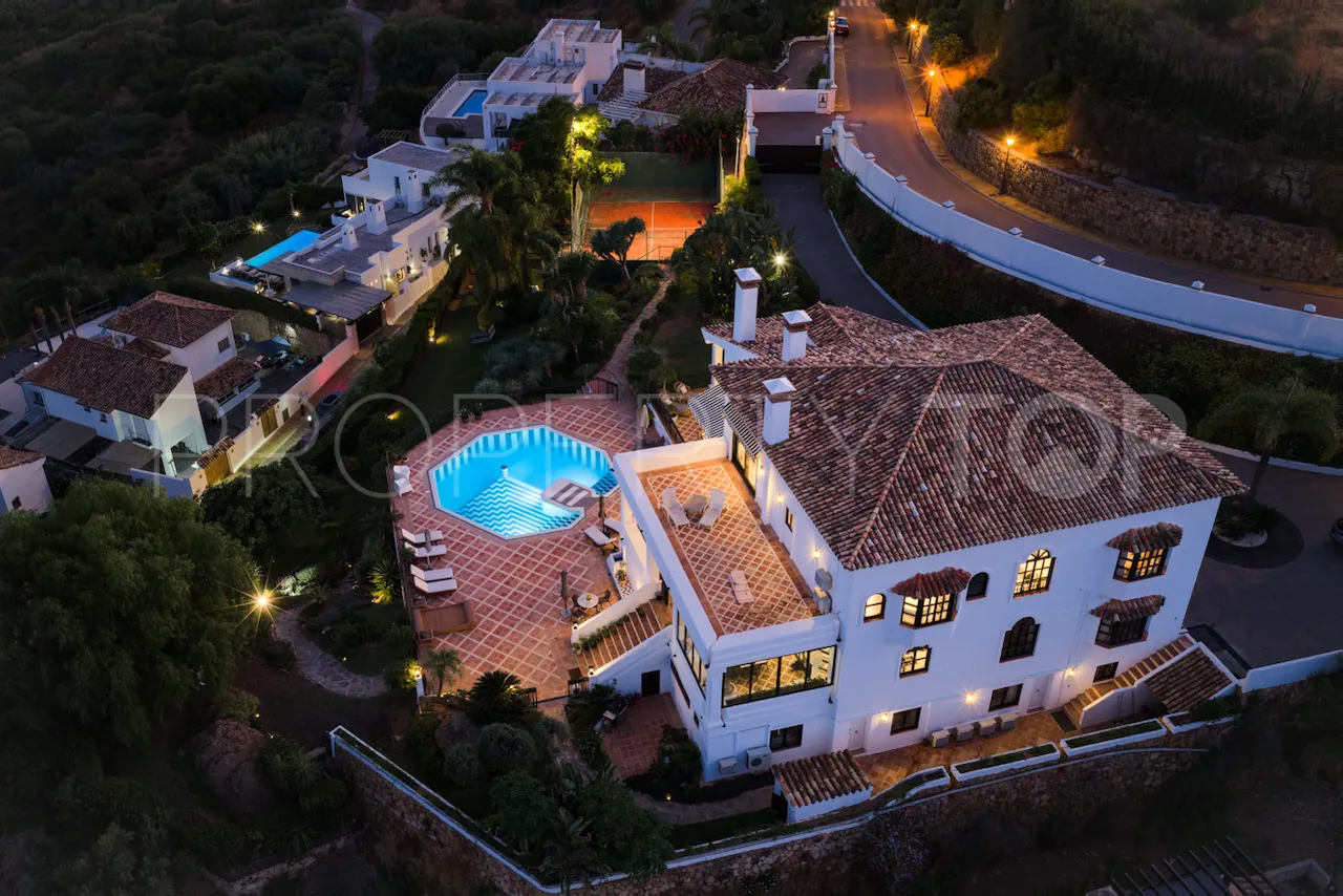 Villa en venta en Puerto del Capitan de 7 dormitorios
