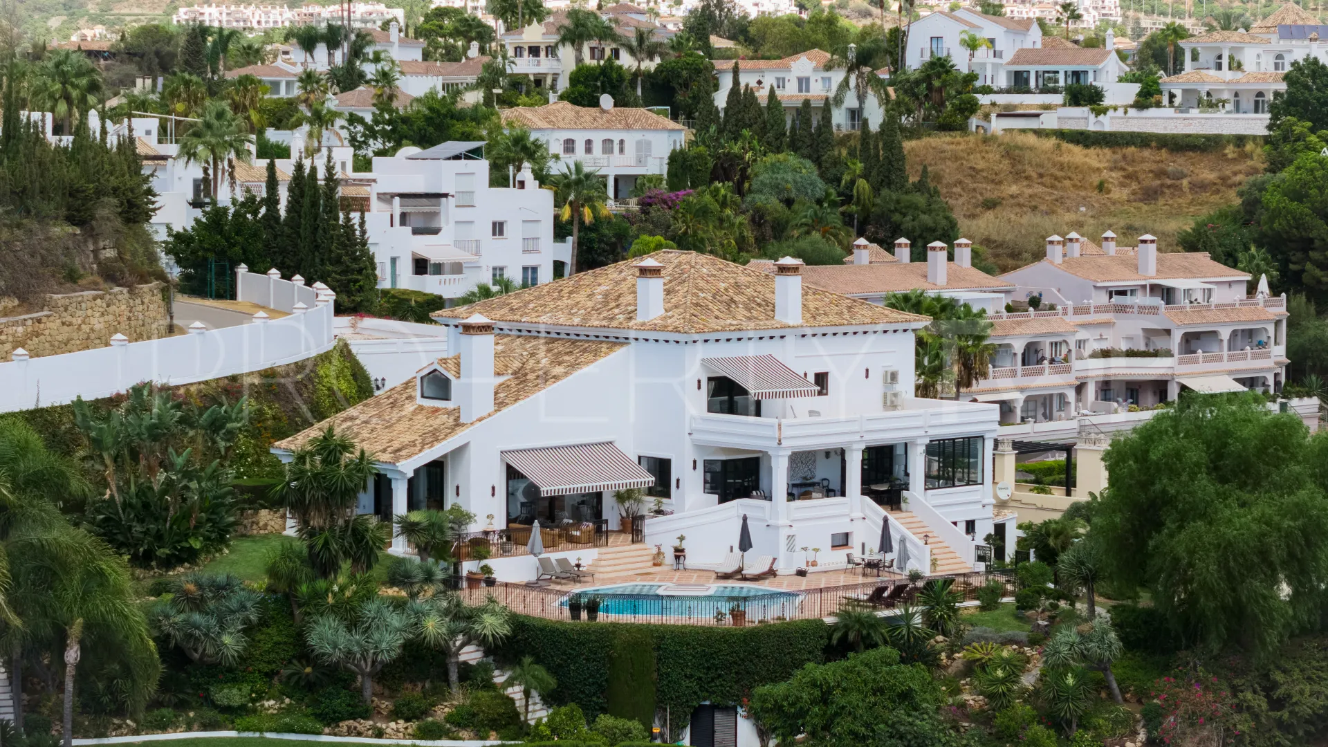 Villa en venta en Puerto del Capitan de 7 dormitorios