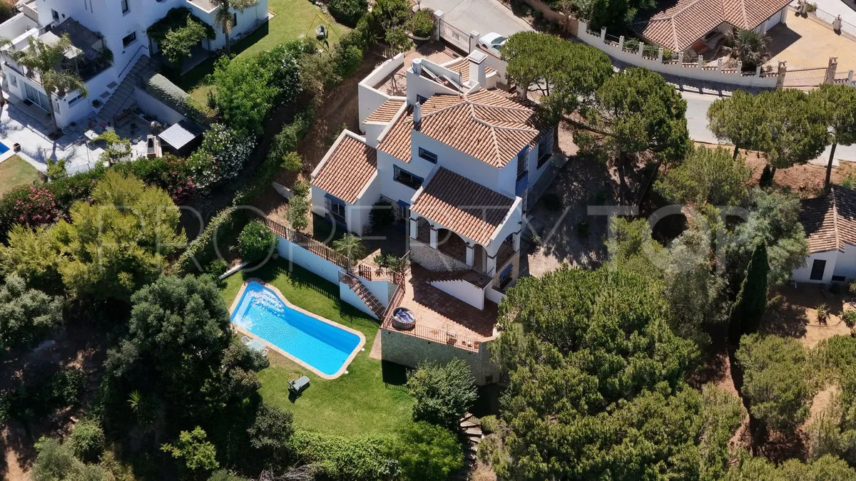 4 bedrooms villa for sale in Valtocado