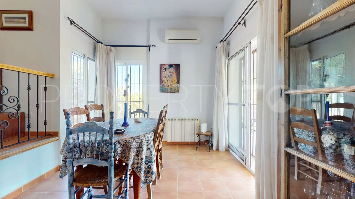 4 bedrooms villa for sale in Valtocado