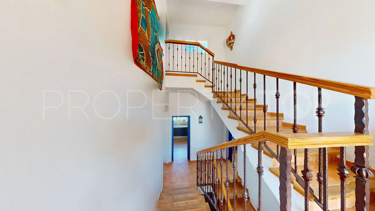4 bedrooms villa for sale in Valtocado