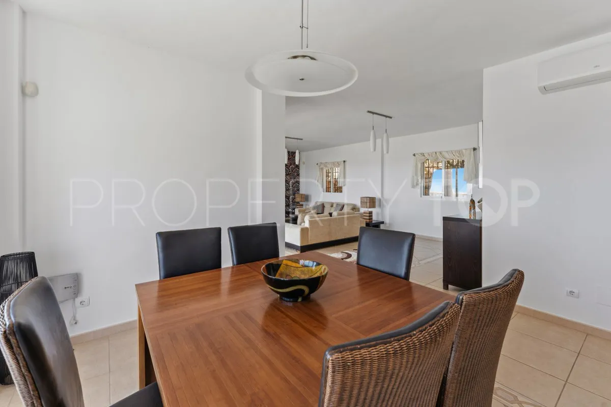 Villa for sale in Mijas with 3 bedrooms