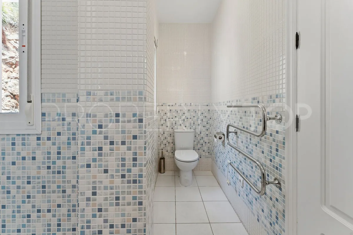 Villa for sale in Mijas with 3 bedrooms