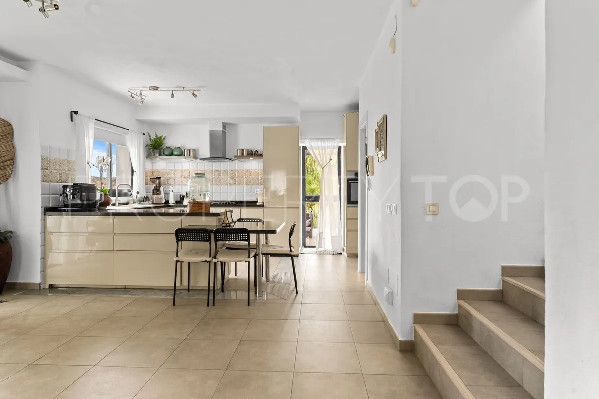 Valtocado villa for sale