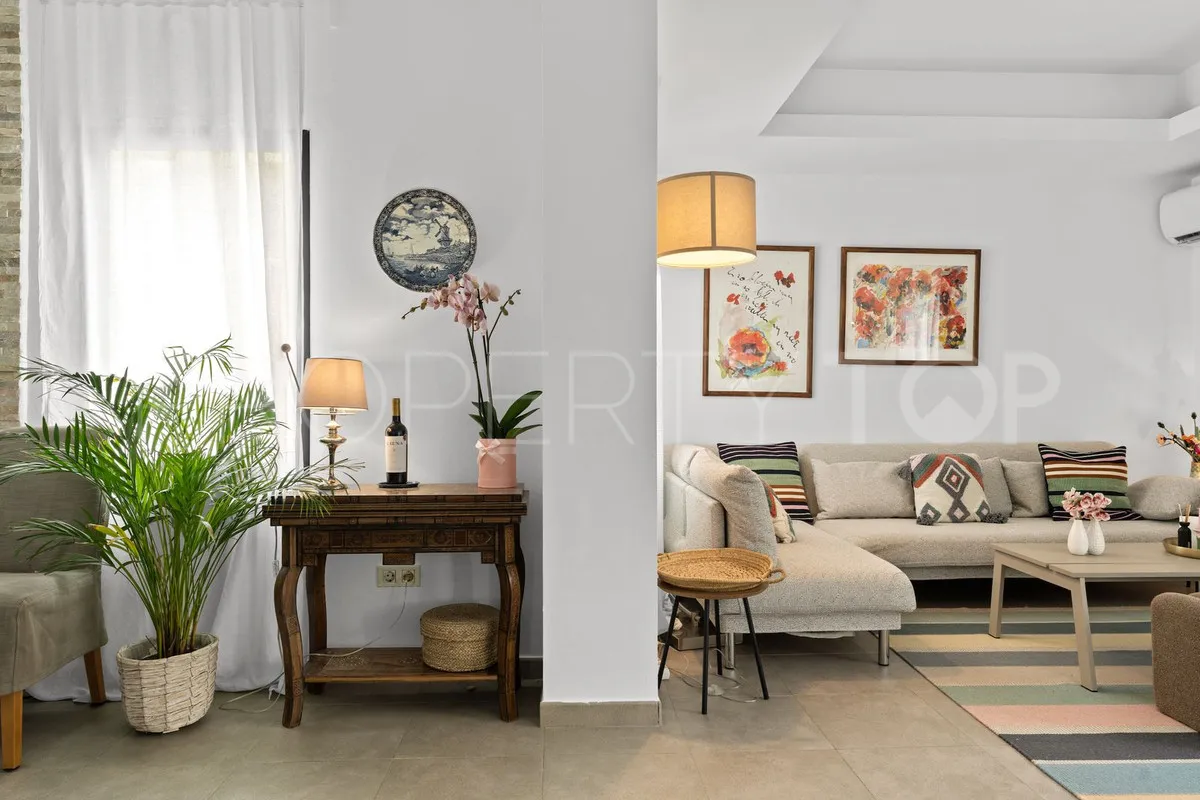 Valtocado villa for sale